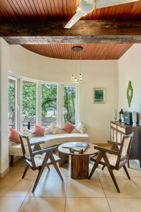 Saffronstays Boulevard Rockhouse - Pool Villa With Amazing Nature Views Lonavala Luaran gambar